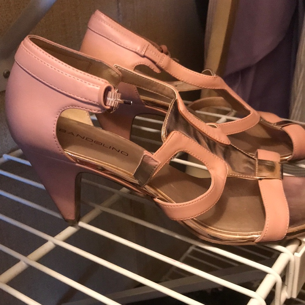 💰SOLD💰 Bandolino Sandals - Picture 3 of 3